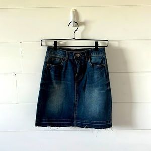 Denim skirt